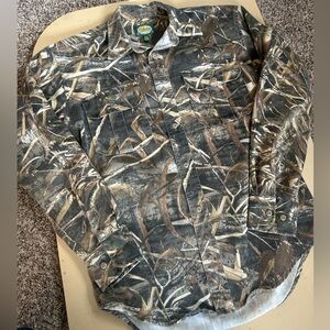 Cabelas hunting real tree camo button up